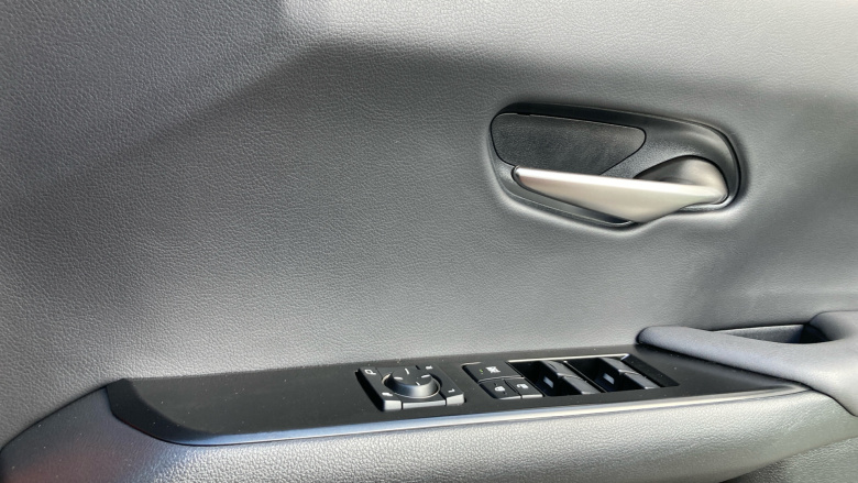 Lexus UX 300e 150kW 54.3 kWh 5dr E-CVT Electric Hatchback